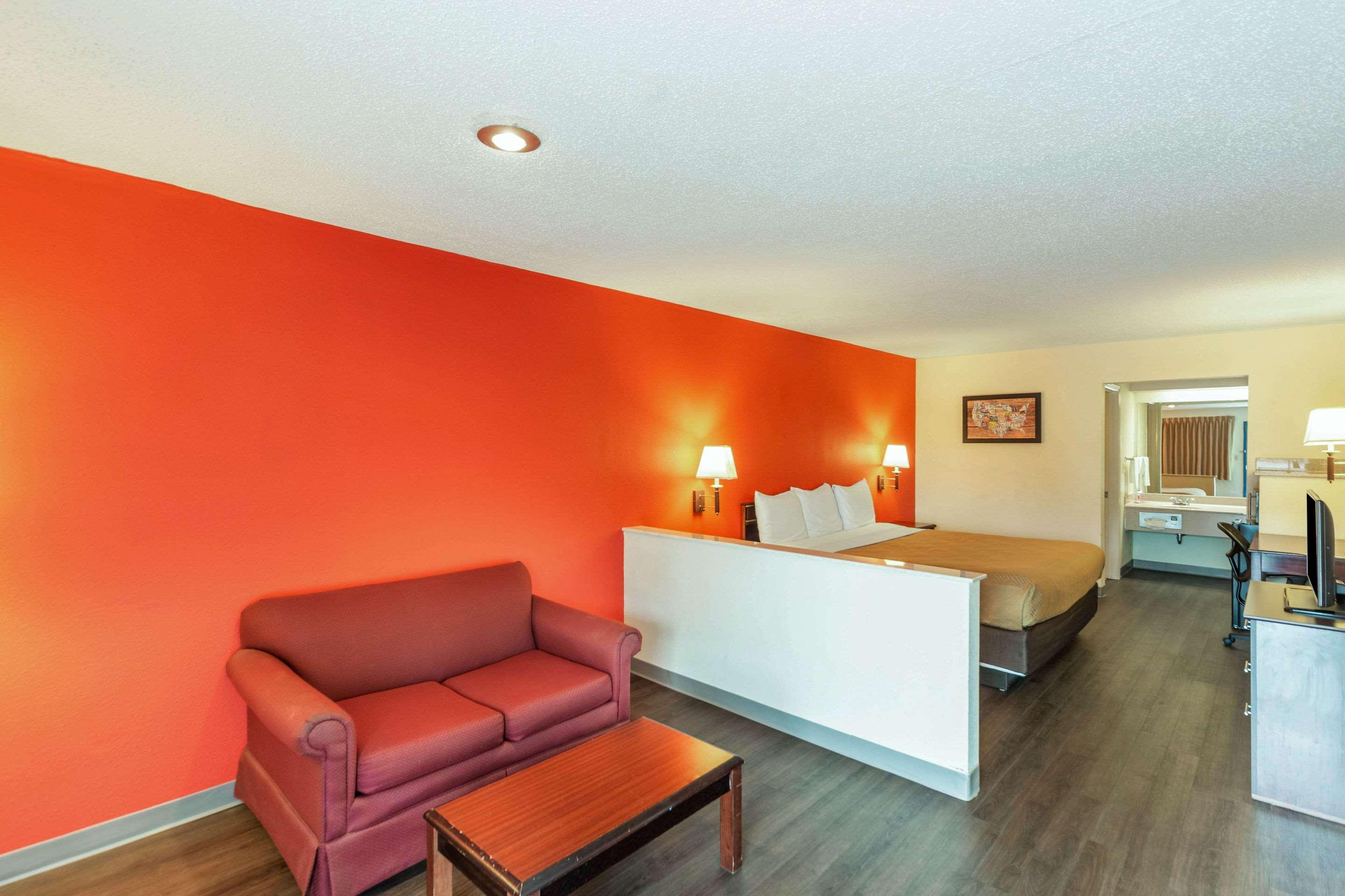 Econo Lodge Laurel Exterior photo